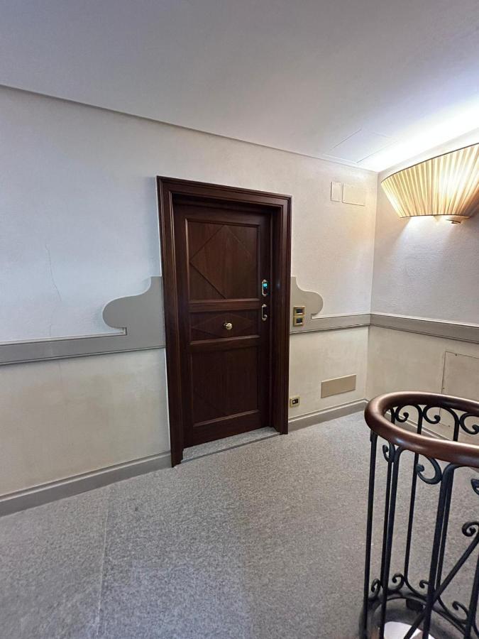 Splendido Appartamento In Piazza San Carlo Turin Exterior foto
